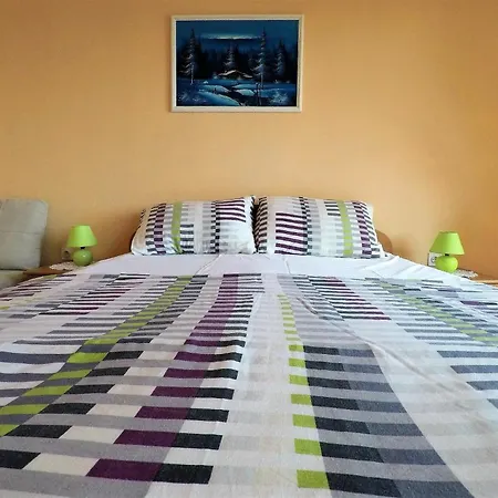 Apartment Mit Terrasse - B55823 Crikvenica