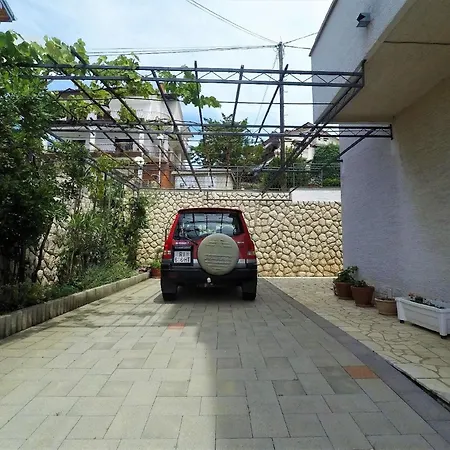 Mit Terrasse - B55823 *